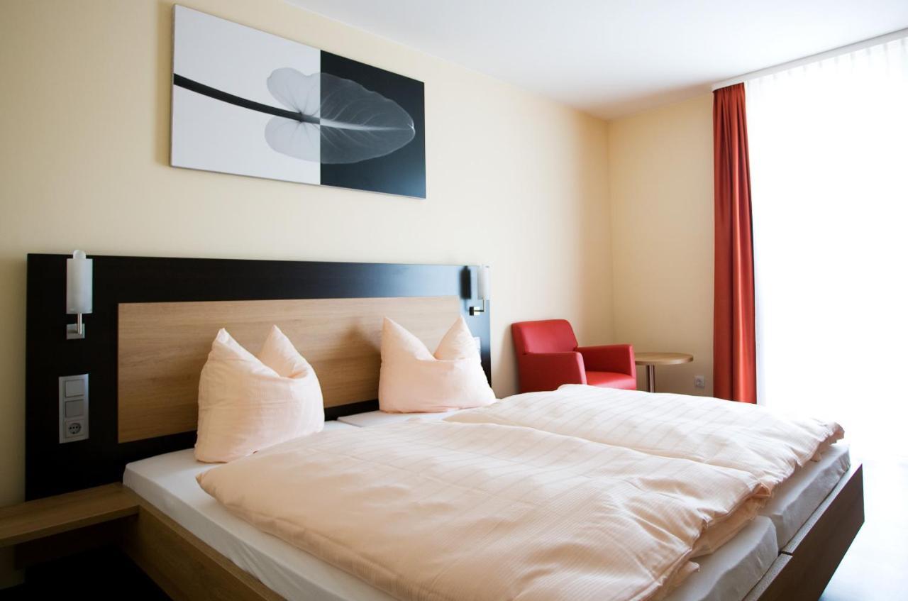 Hotel La Baia Cochem Bagian luar foto